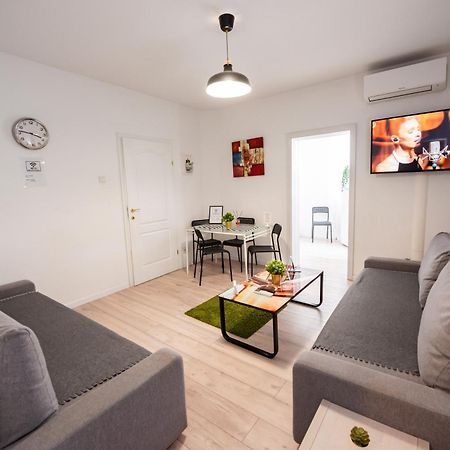 Ideal Accommodation Unirii Square Bucharest Exterior photo